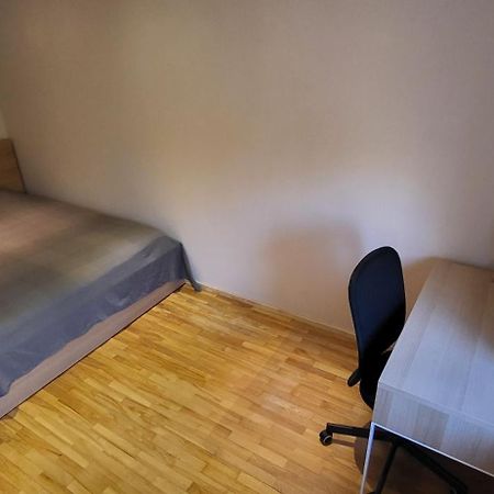 Cosy Park Apartment, Free Parking, Self-Check-In 克莱佩达 外观 照片